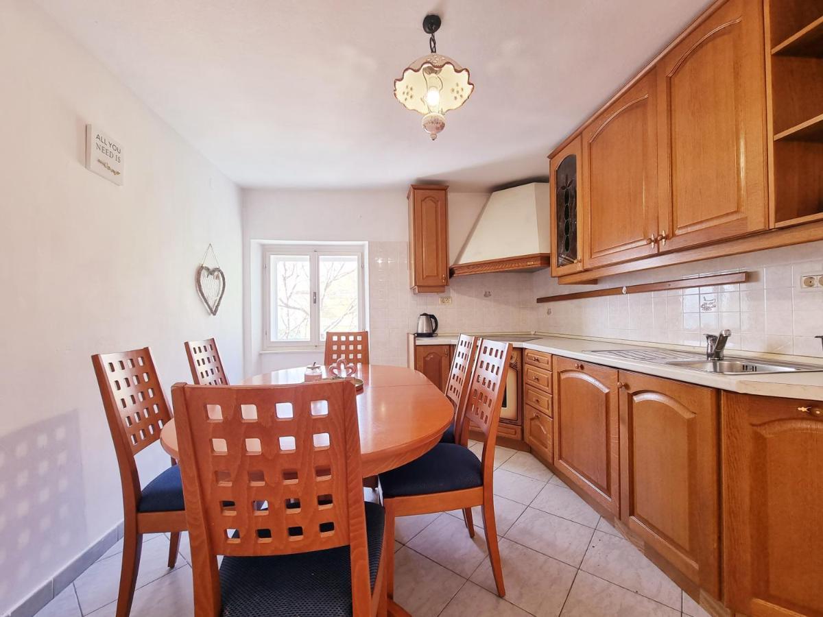 Sea View Apartments Пиран Экстерьер фото