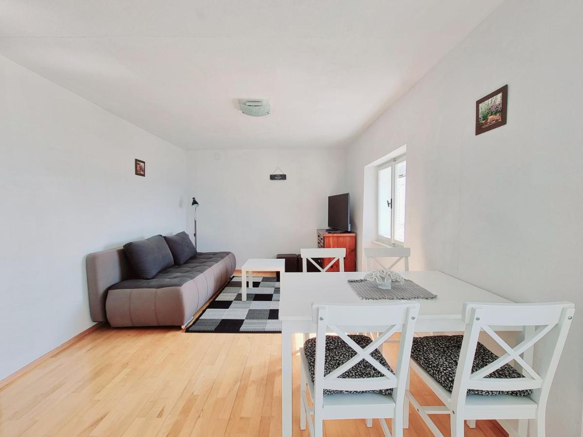 Sea View Apartments Пиран Экстерьер фото