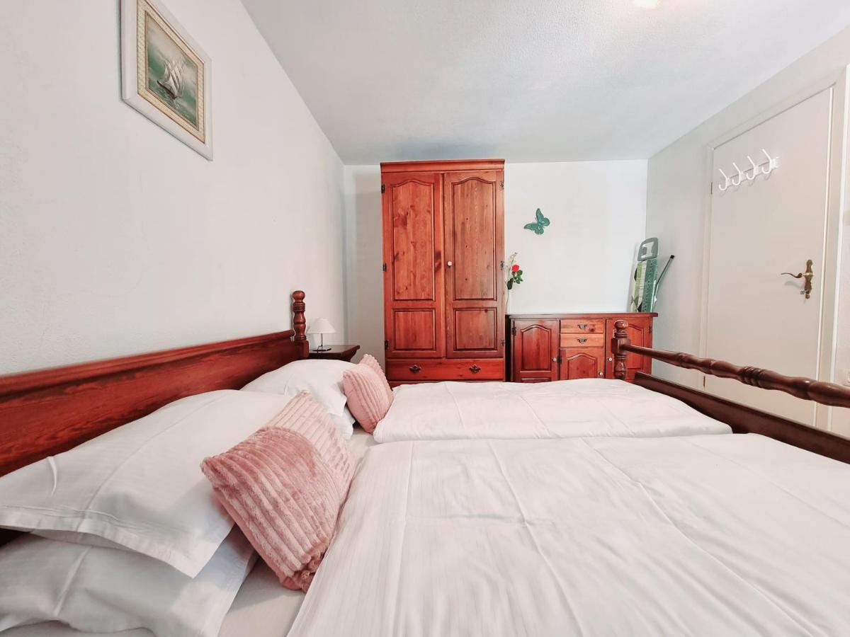 Sea View Apartments Пиран Экстерьер фото