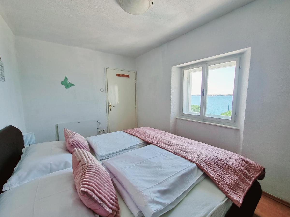 Sea View Apartments Пиран Экстерьер фото